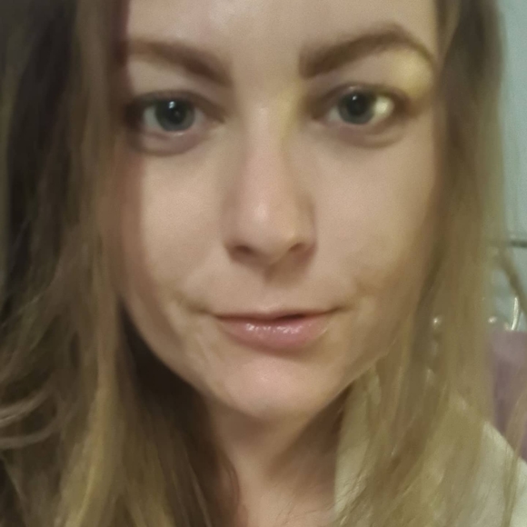 Meet your Posher, Aimee - Picture 1 of 1